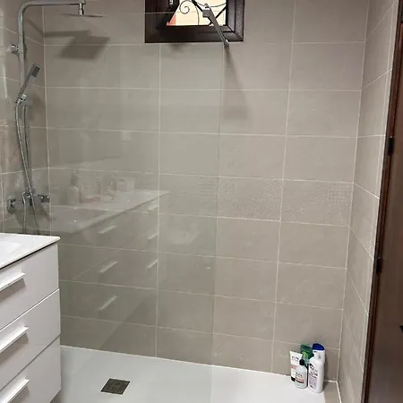 شقة Moratin N3 150m2 En El Centro *